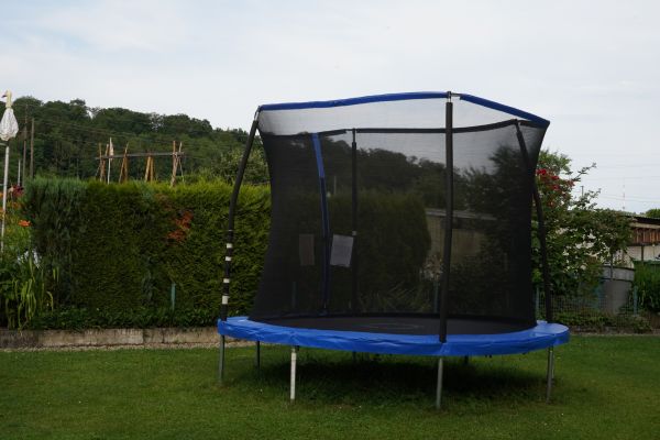 Trampoline Dismantling